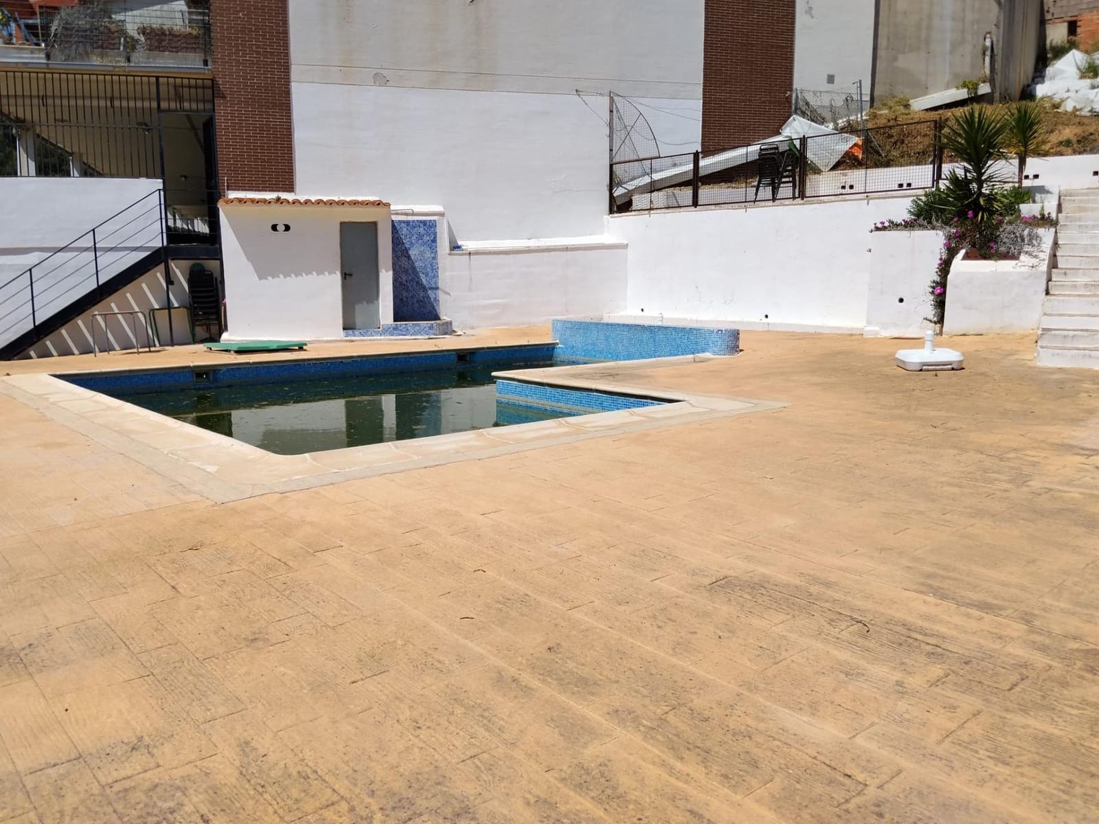 3 sovrum Radhus till salu i Alborache med garage - 210 000 € (Ref: 9790982)