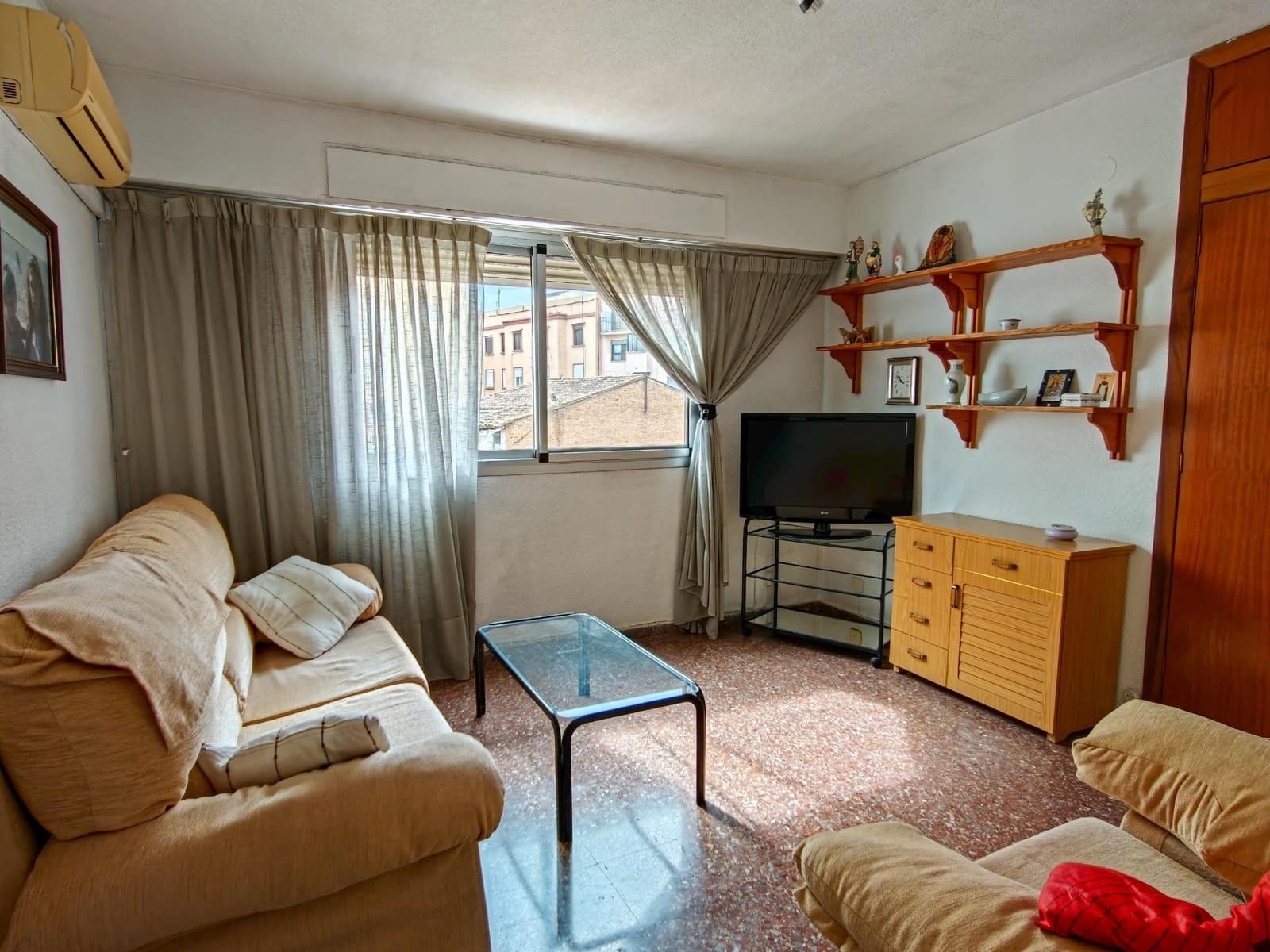 4 slaapkamer Flat te koop in Valencia stad met garage - € 495.000 (Ref: 9829032)