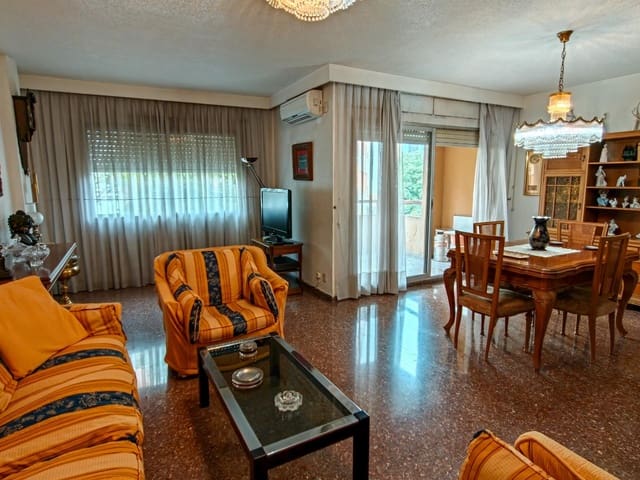 4 soveværelse Lejlighed til salg i Patraix, Valencia by med garage - € 495.000 (Ref: 9829032)