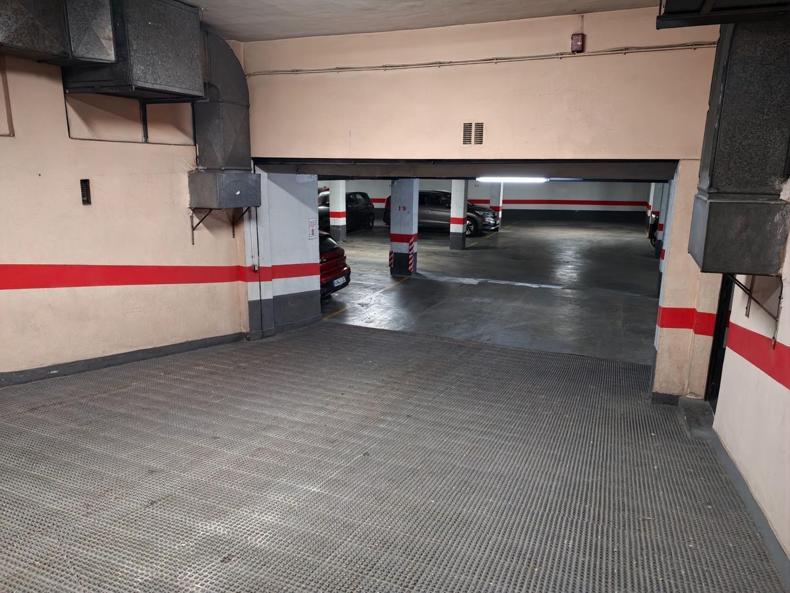 4 slaapkamer Flat te koop in Valencia stad met garage - € 495.000 (Ref: 9829032)