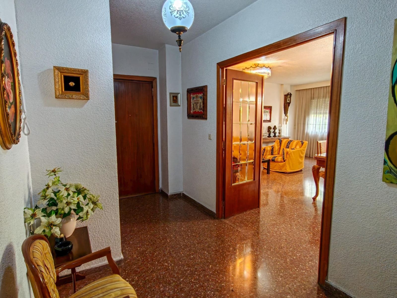 4 slaapkamer Flat te koop in Valencia stad met garage - € 495.000 (Ref: 9829032)
