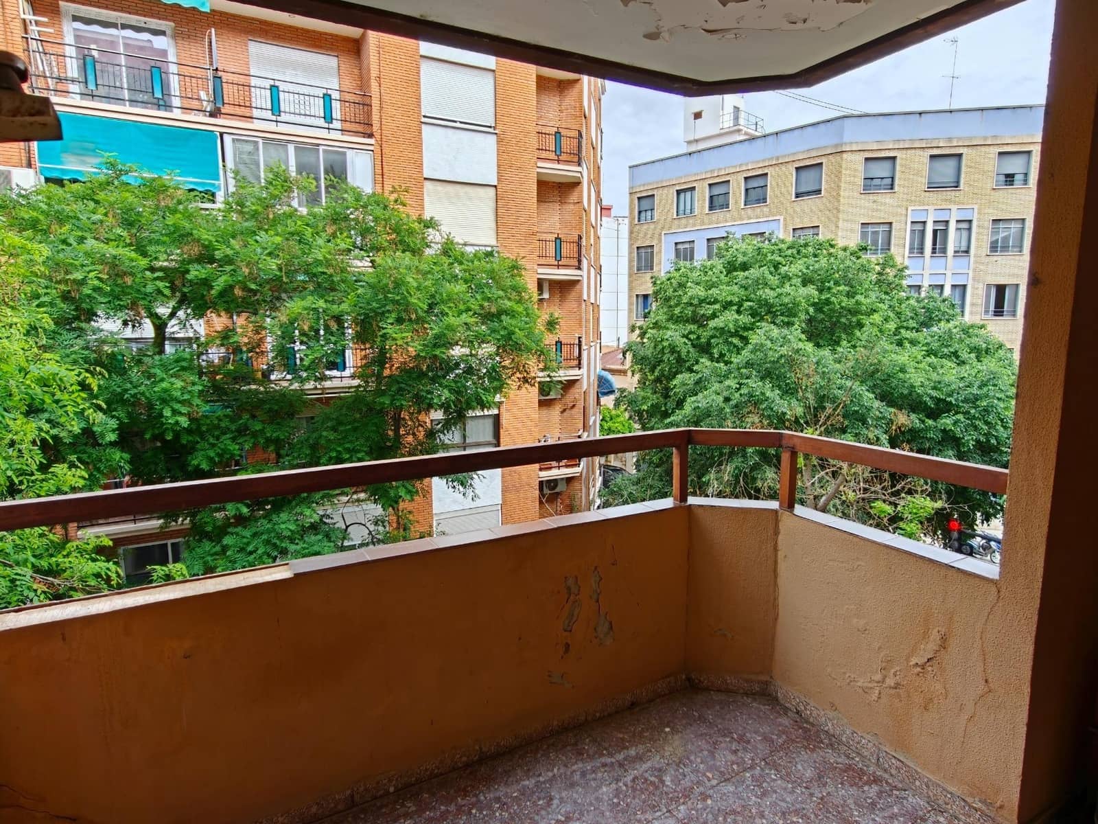 4 slaapkamer Flat te koop in Valencia stad met garage - € 495.000 (Ref: 9829032)