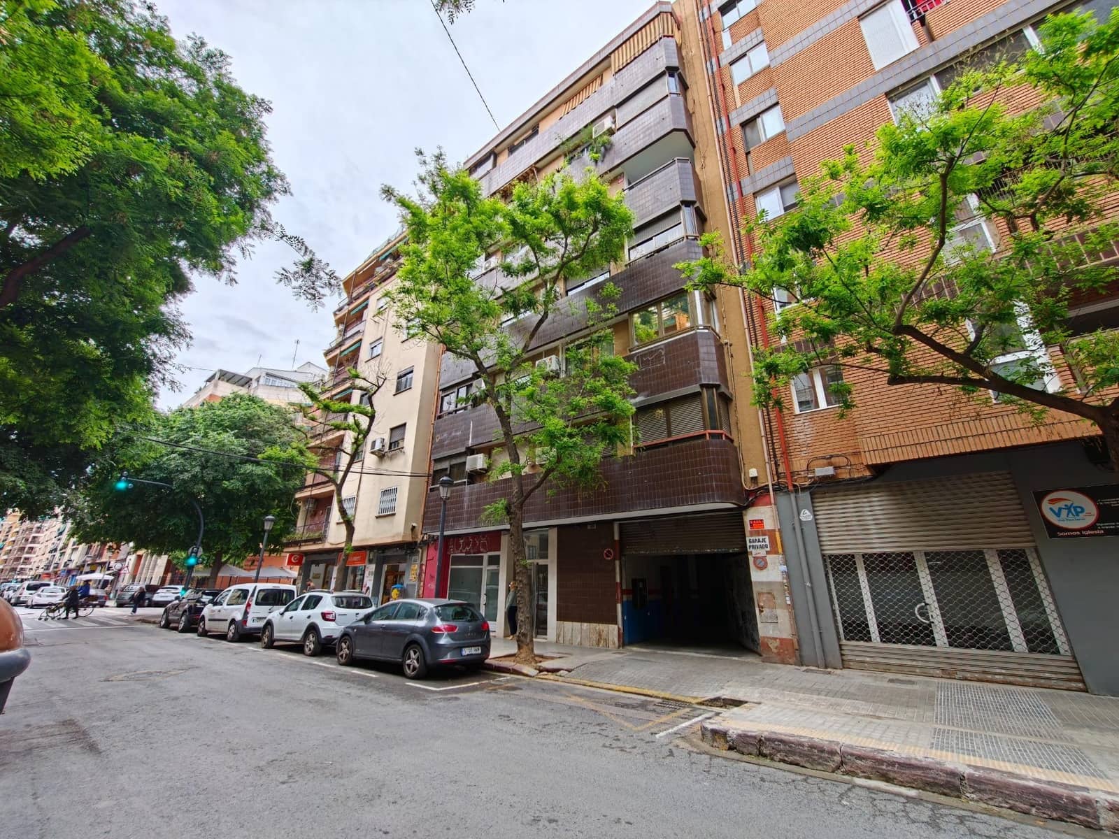 4 slaapkamer Flat te koop in Valencia stad met garage - € 495.000 (Ref: 9829032)