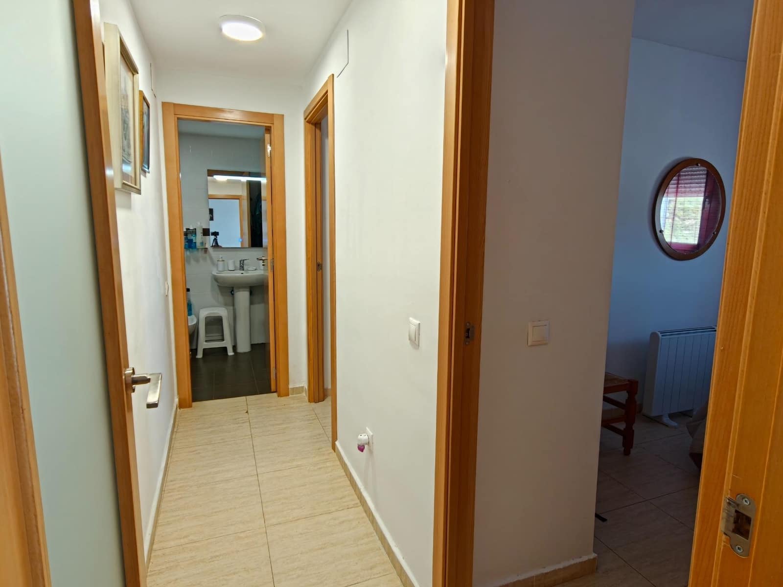 2 bedroom Flat for sale in Cortes de Pallas with garage - € 75,000 (Ref: 9831299)