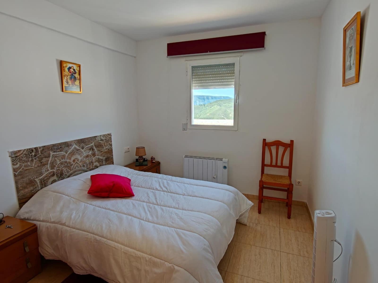 2 bedroom Flat for sale in Cortes de Pallas with garage - € 75,000 (Ref: 9831299)