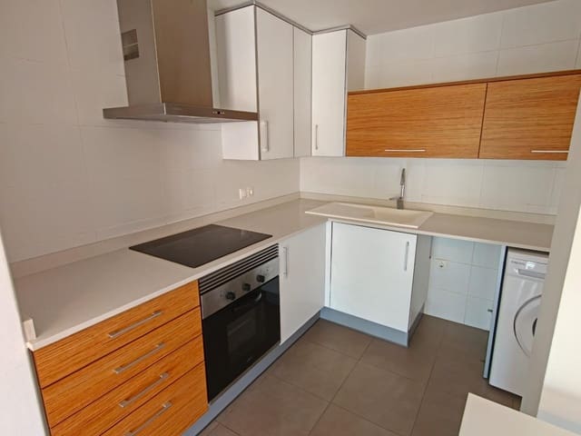 2 bedroom Flat for rent in Buñol with garage - € 750 (Ref: 9851692)
