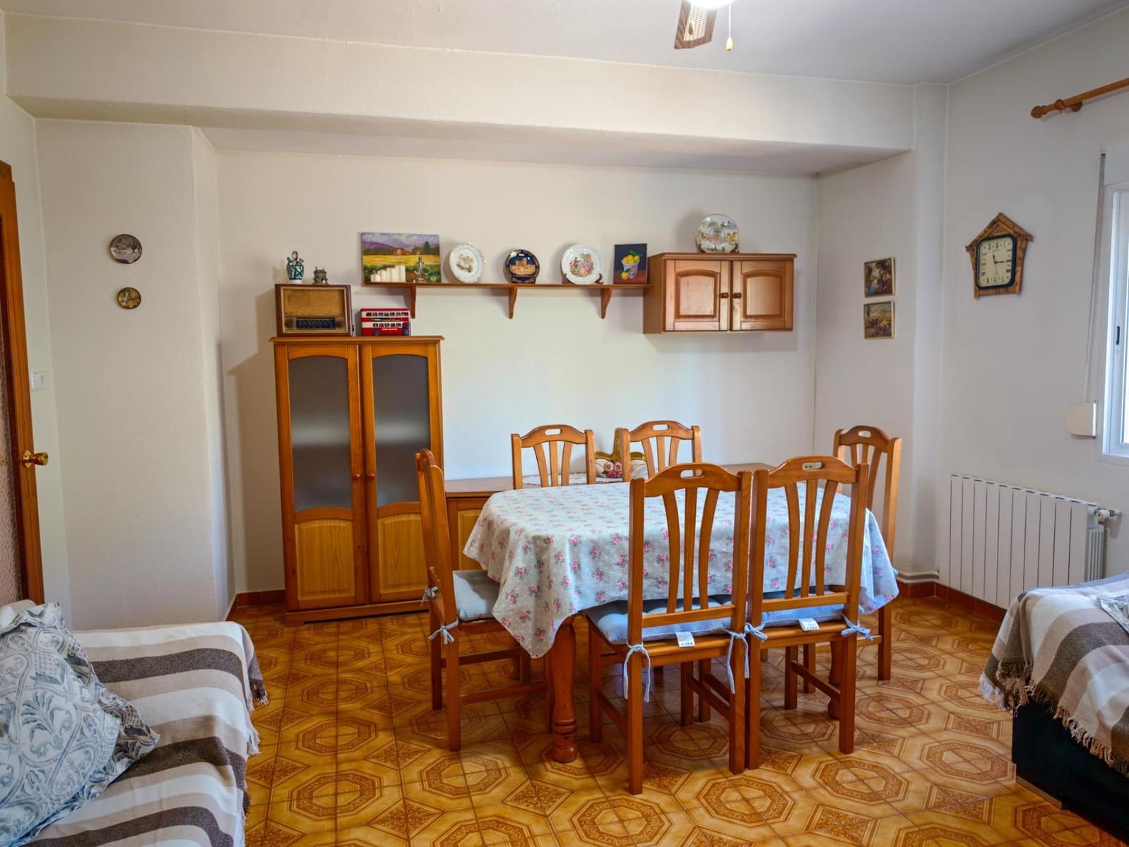 Chalet de 3 habitaciones en Buñol en venta con piscina garaje - 230.000 € (Ref: 9865128)
