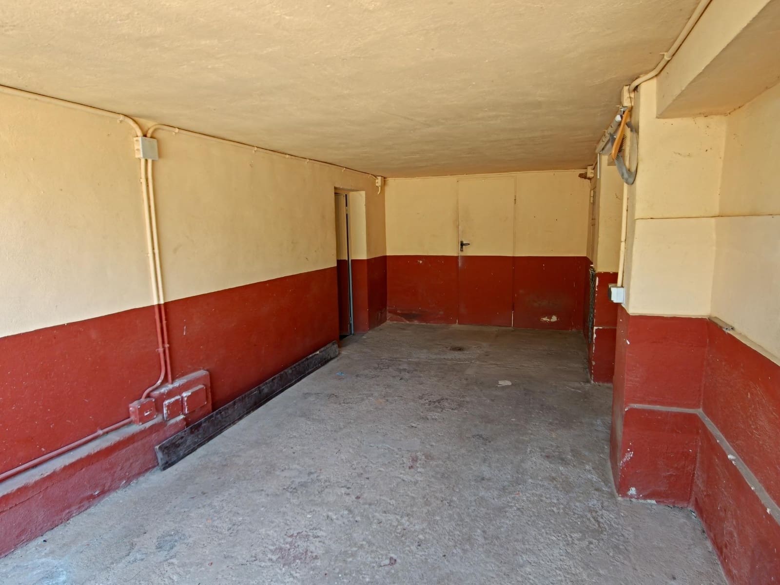 Chalet de 3 habitaciones en Buñol en venta con piscina garaje - 230.000 € (Ref: 9865128)