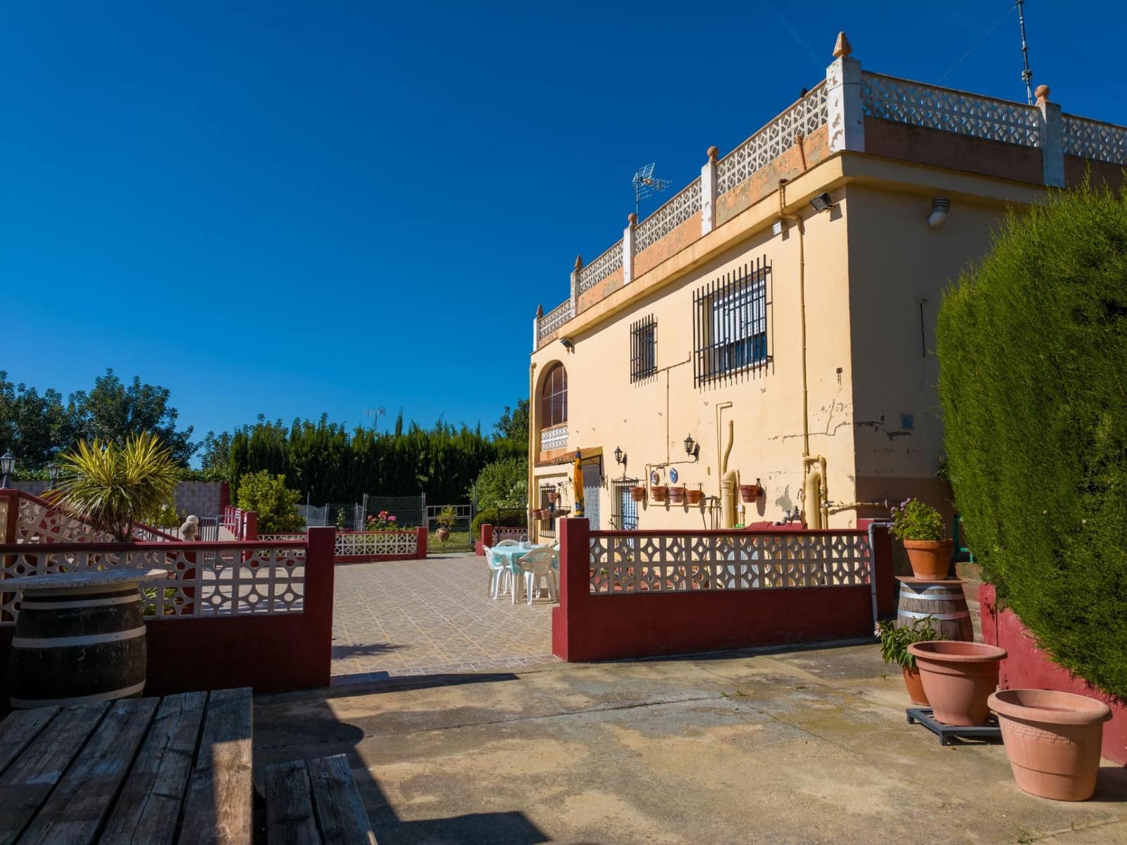 Chalet de 3 habitaciones en Buñol en venta con piscina garaje - 230.000 € (Ref: 9865128)