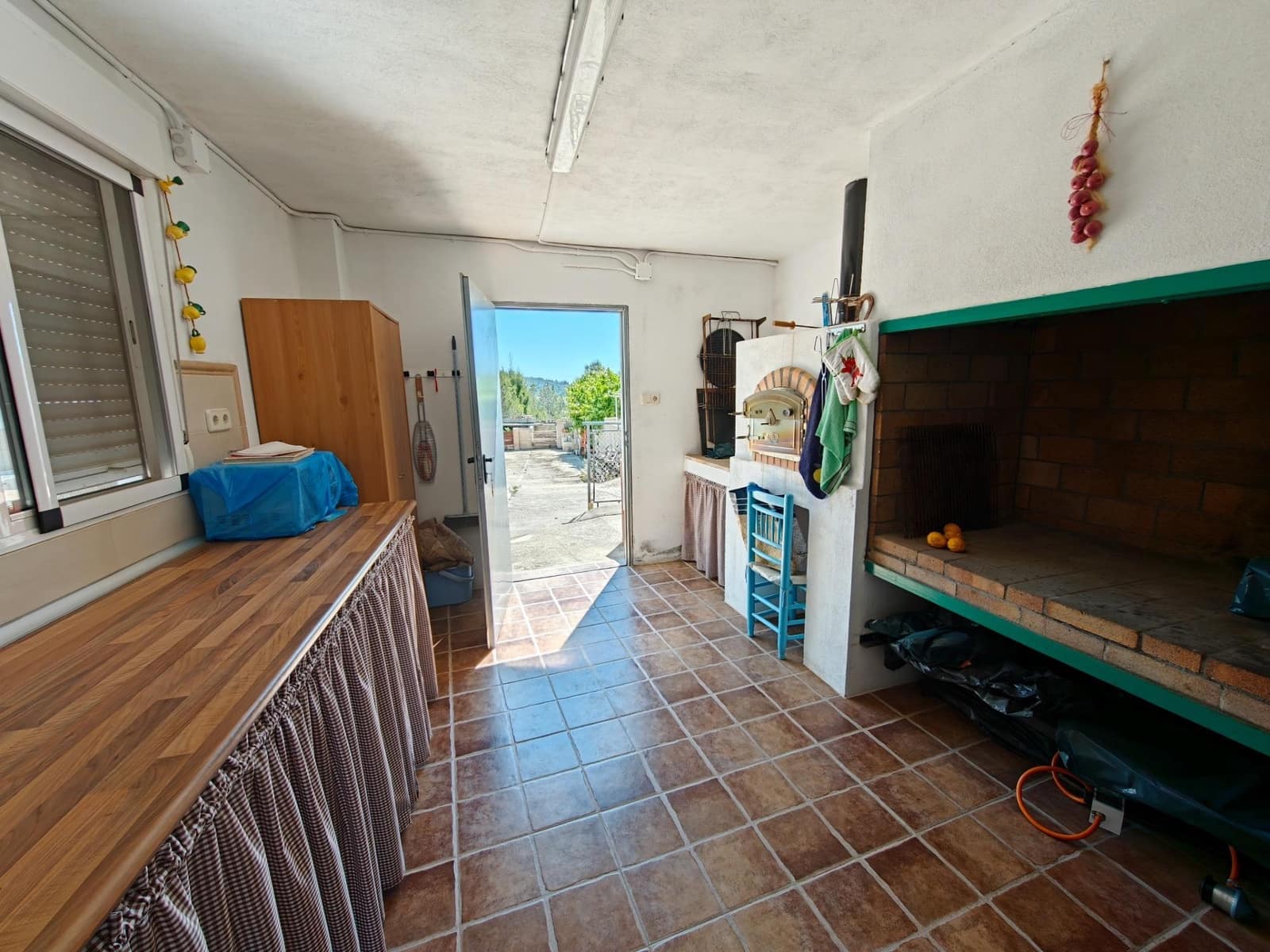 Chalet de 3 habitaciones en Buñol en venta con piscina garaje - 230.000 € (Ref: 9865128)