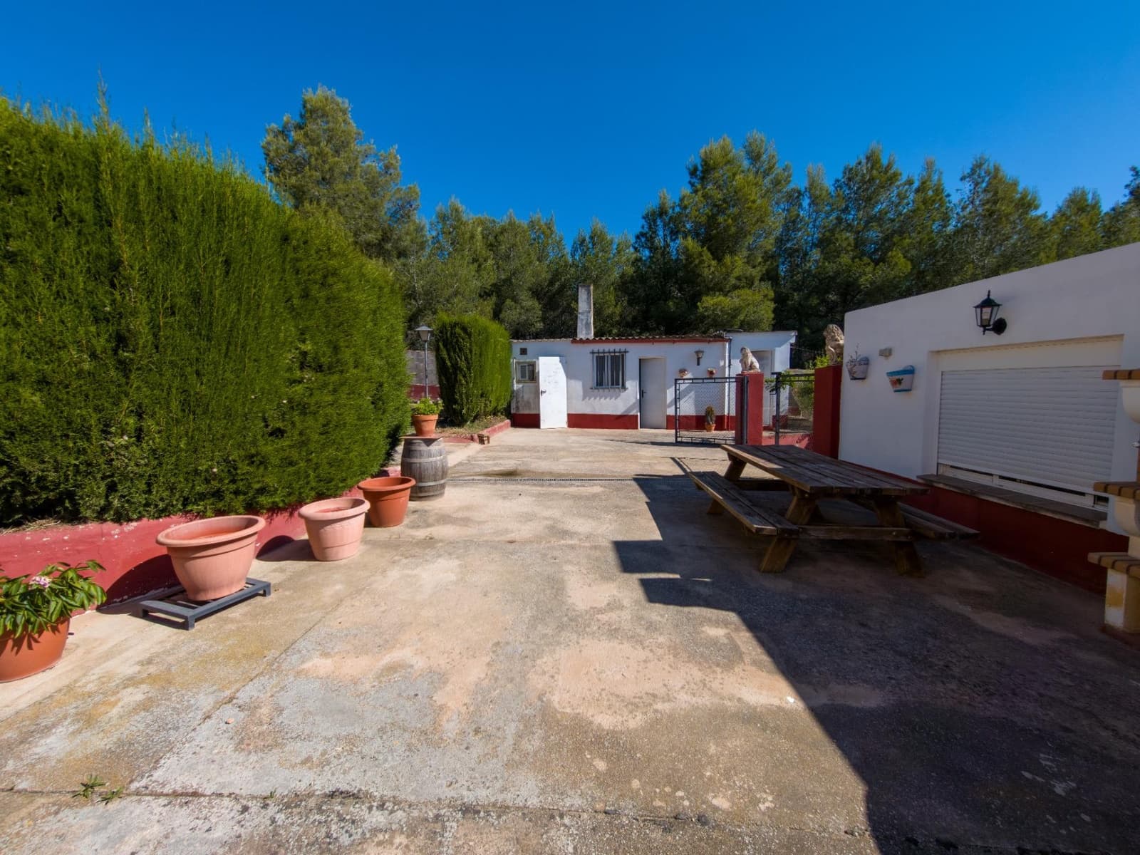 Chalet de 3 habitaciones en Buñol en venta con piscina garaje - 230.000 € (Ref: 9865128)