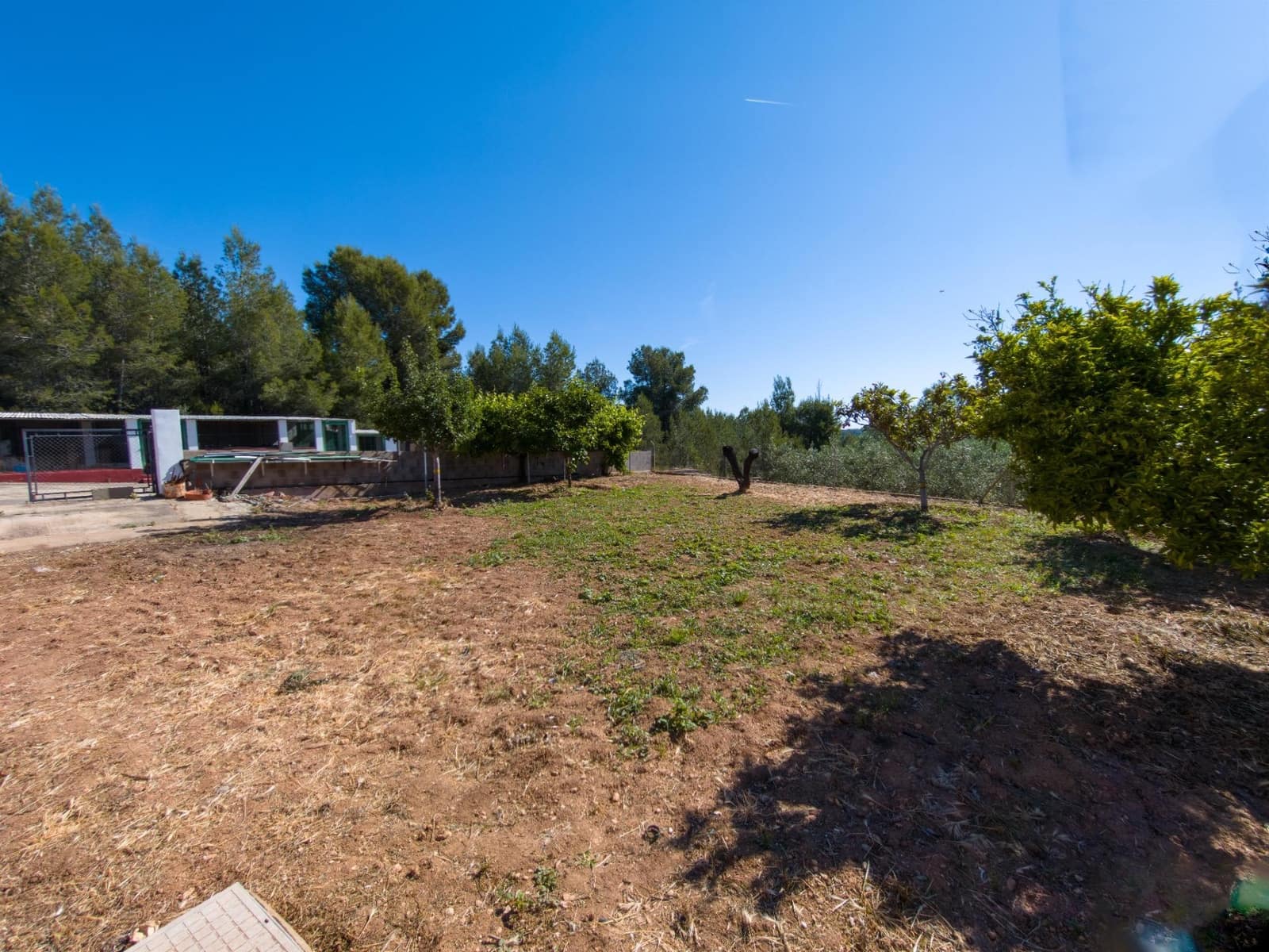 Chalet de 3 habitaciones en Buñol en venta con piscina garaje - 230.000 € (Ref: 9865128)