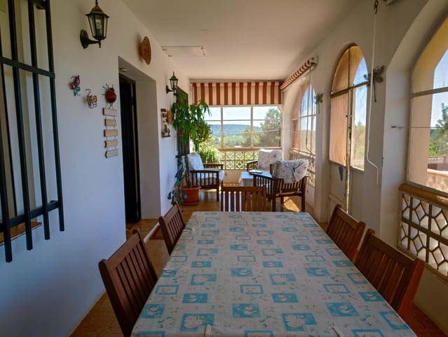 Chalet de 3 habitaciones en Buñol en venta con piscina garaje - 230.000 € (Ref: 9865128)