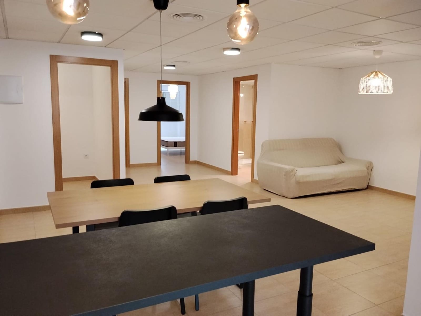 3 soverom Leilighet til leie i Bunol - € 800 (Ref: 9893792)