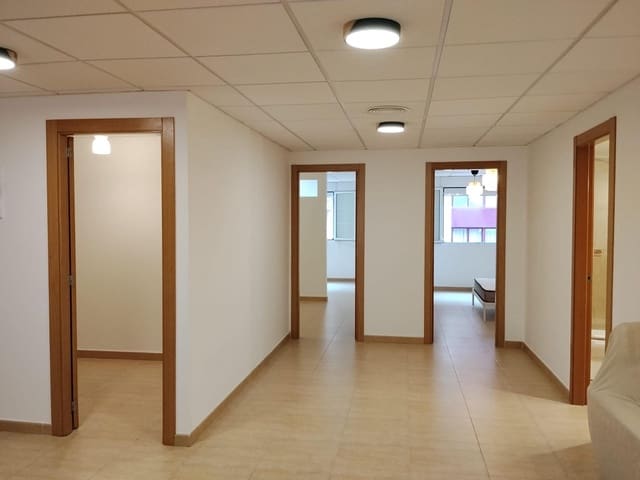3 Zimmer Wohnung zu vermieten in Buñol - 800 € (Ref: 9893792)