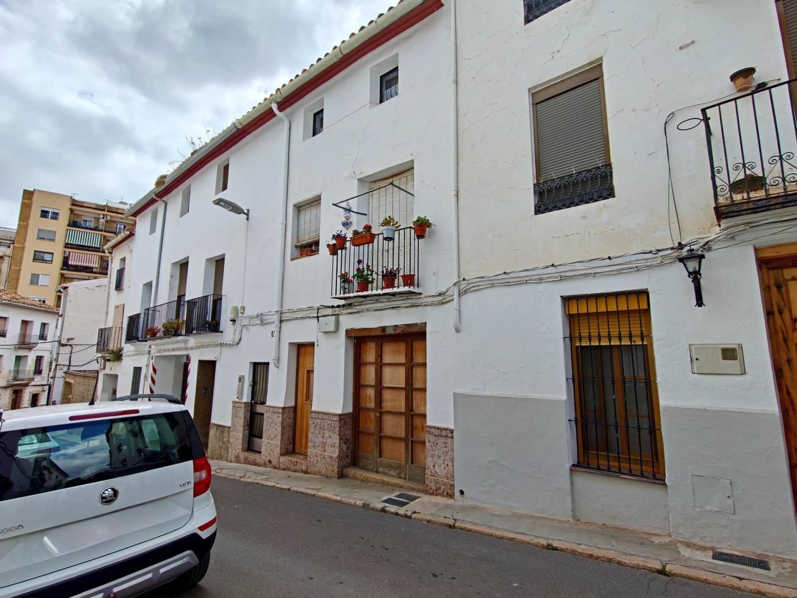 Casa de 3 habitaciones en Buñol en venta - 70.000 € (Ref: 9893793)