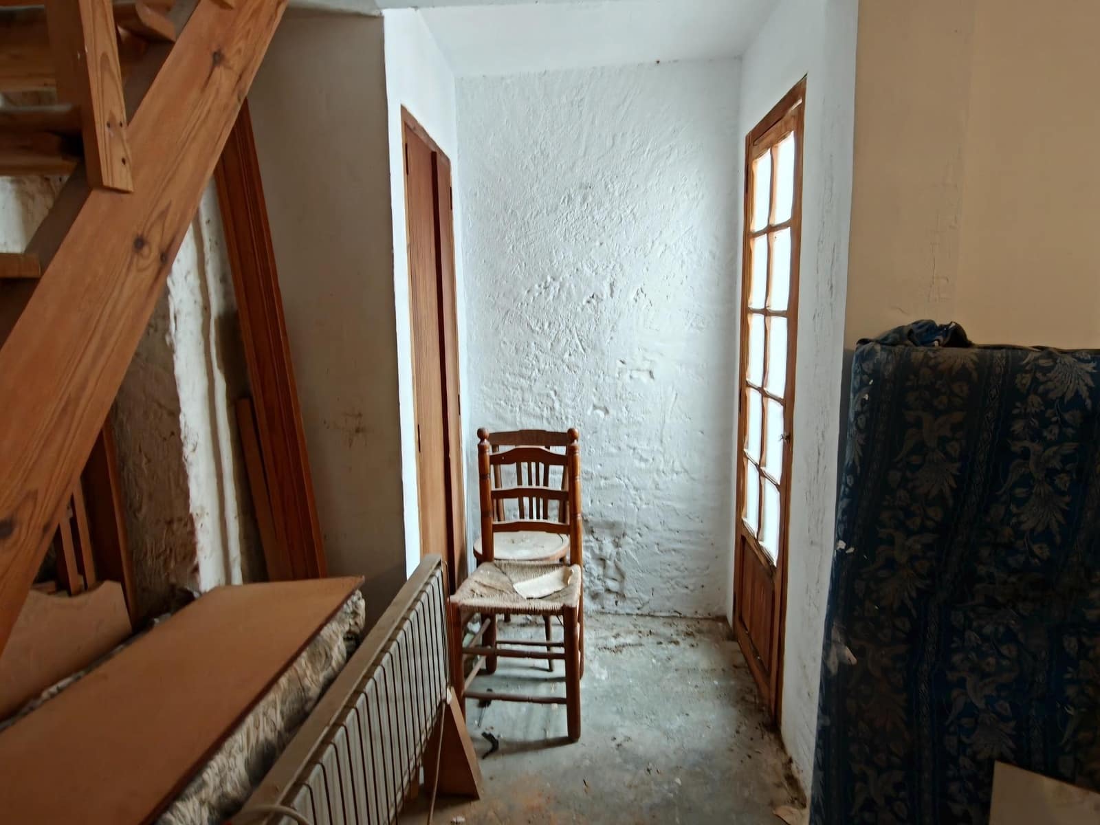 Casa de 3 habitaciones en Buñol en venta - 70.000 € (Ref: 9893793)