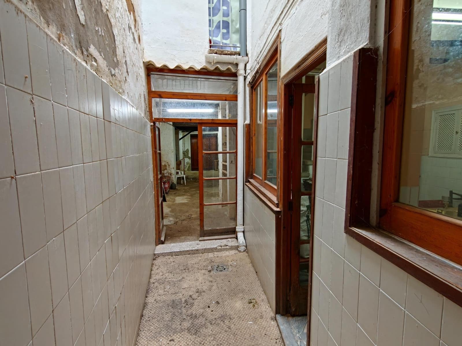 Casa de 3 habitaciones en Buñol en venta - 70.000 € (Ref: 9893793)