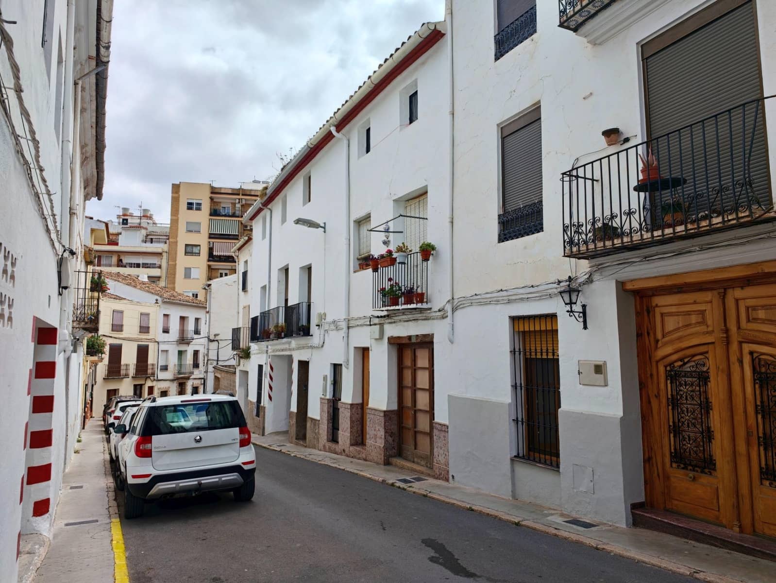 Casa de 3 habitaciones en Buñol en venta - 70.000 € (Ref: 9893793)