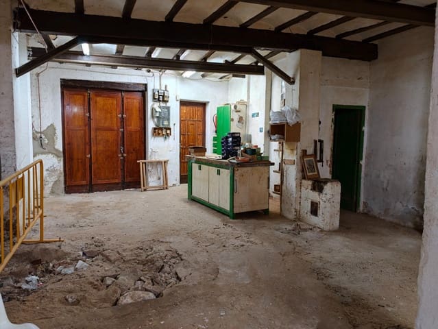 3 chambre Maison de Ville à vendre à Buñol - 70 000 € (Ref: 9893793)