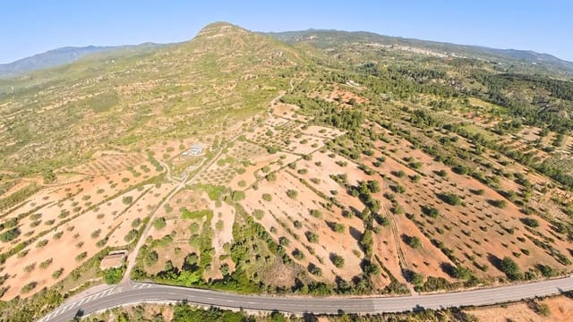 Area Edificabile in vendita in Macastre - 60.000 € (Rif: 9899121)