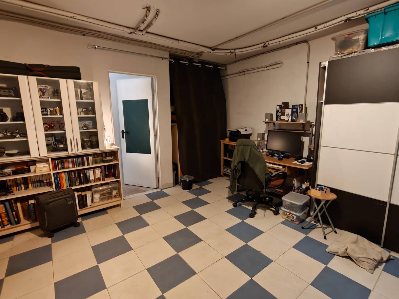 4 soverom Rekkehus til salgs i San Antonio de Benageber med svømmebasseng garasje - € 499 000 (Ref: 9910976)