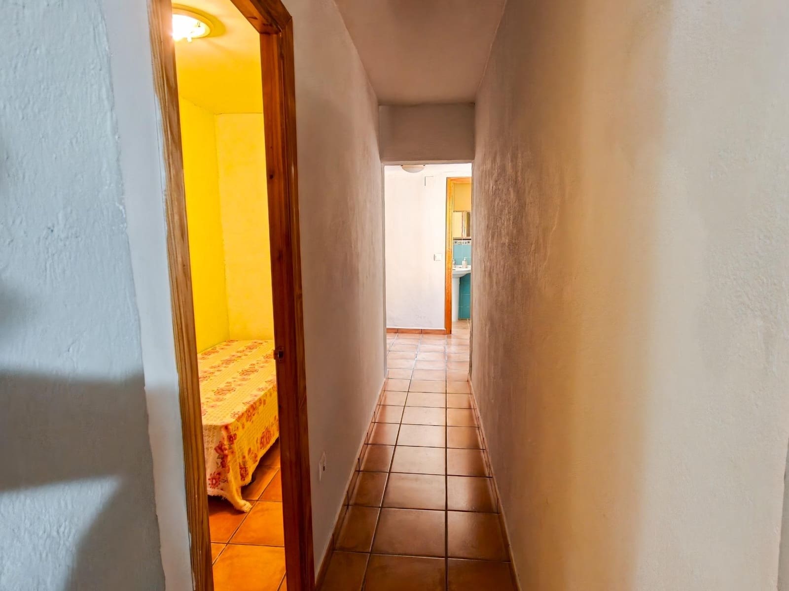 5 Zimmer Villa zu verkaufen in Yatova mit Pool - 180.000 € (Ref: 9939906)