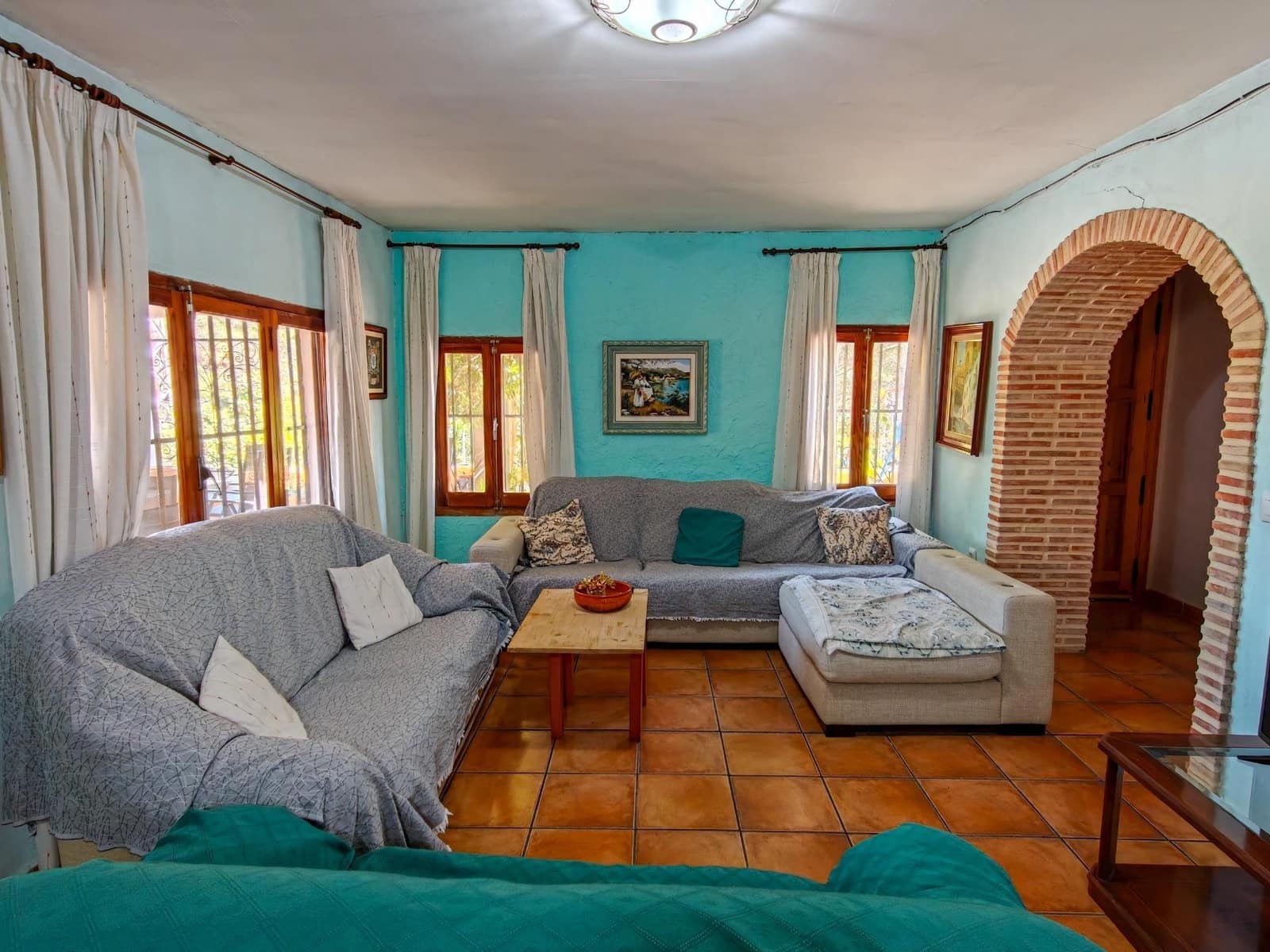 5 Zimmer Villa zu verkaufen in Yatova mit Pool - 180.000 € (Ref: 9939906)