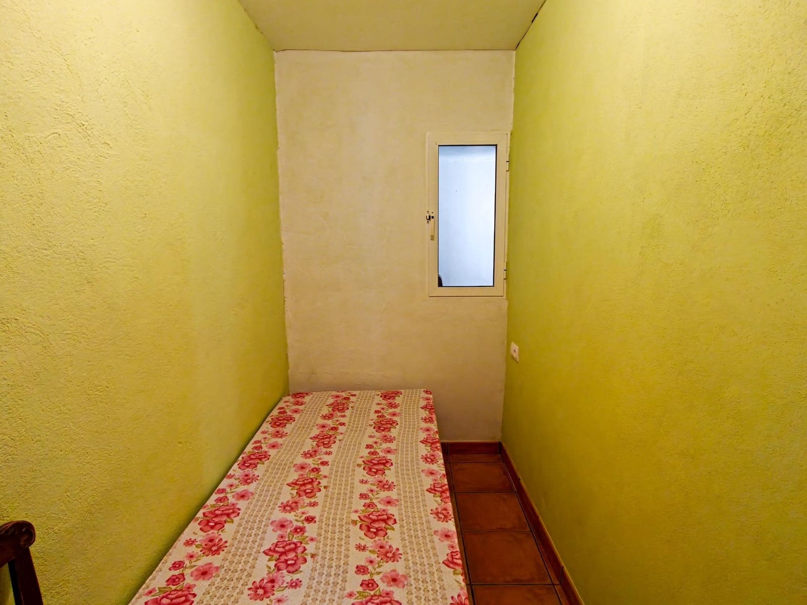 5 Zimmer Villa zu verkaufen in Yatova mit Pool - 180.000 € (Ref: 9939906)