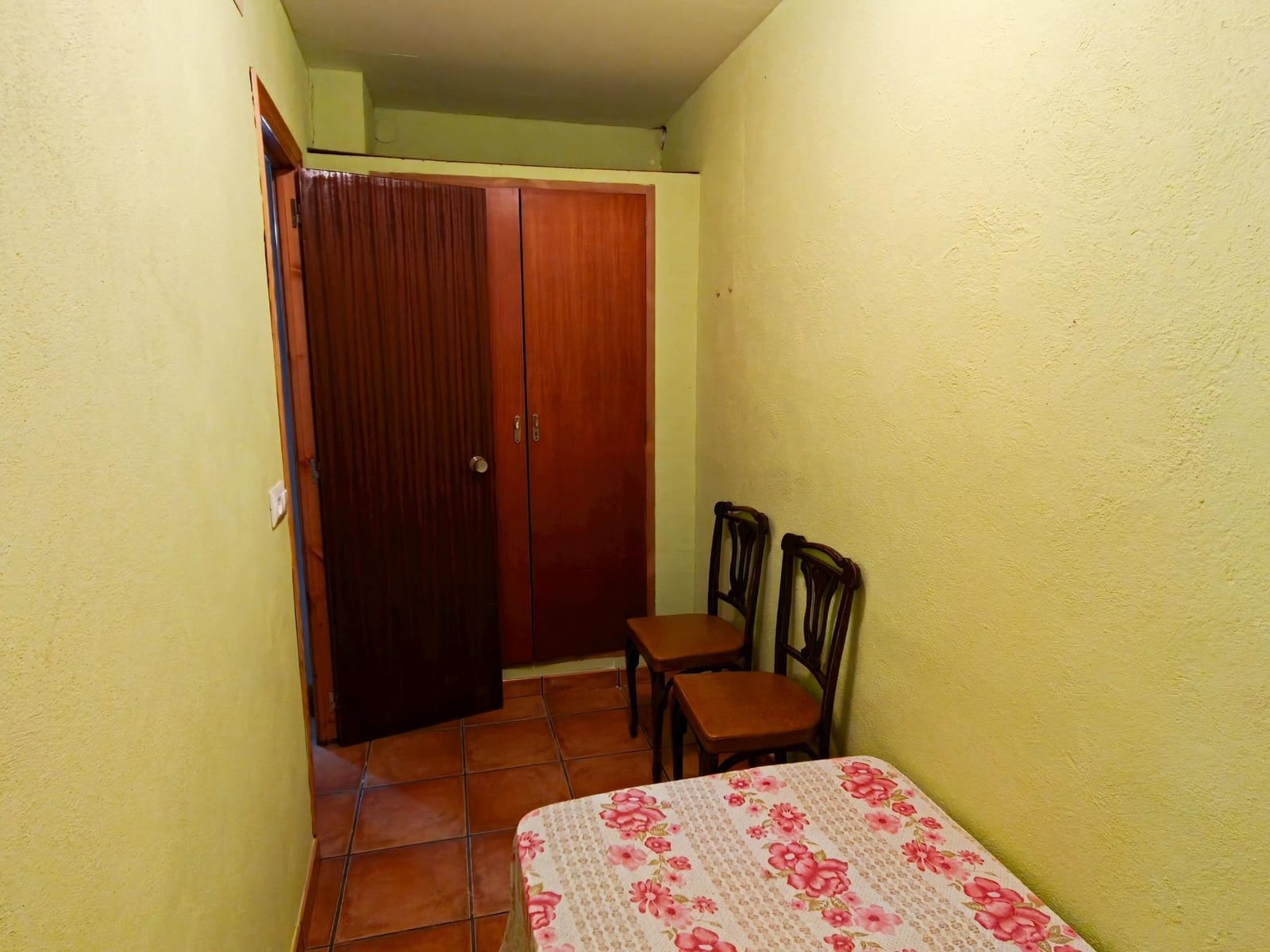 5 Zimmer Villa zu verkaufen in Yatova mit Pool - 180.000 € (Ref: 9939906)