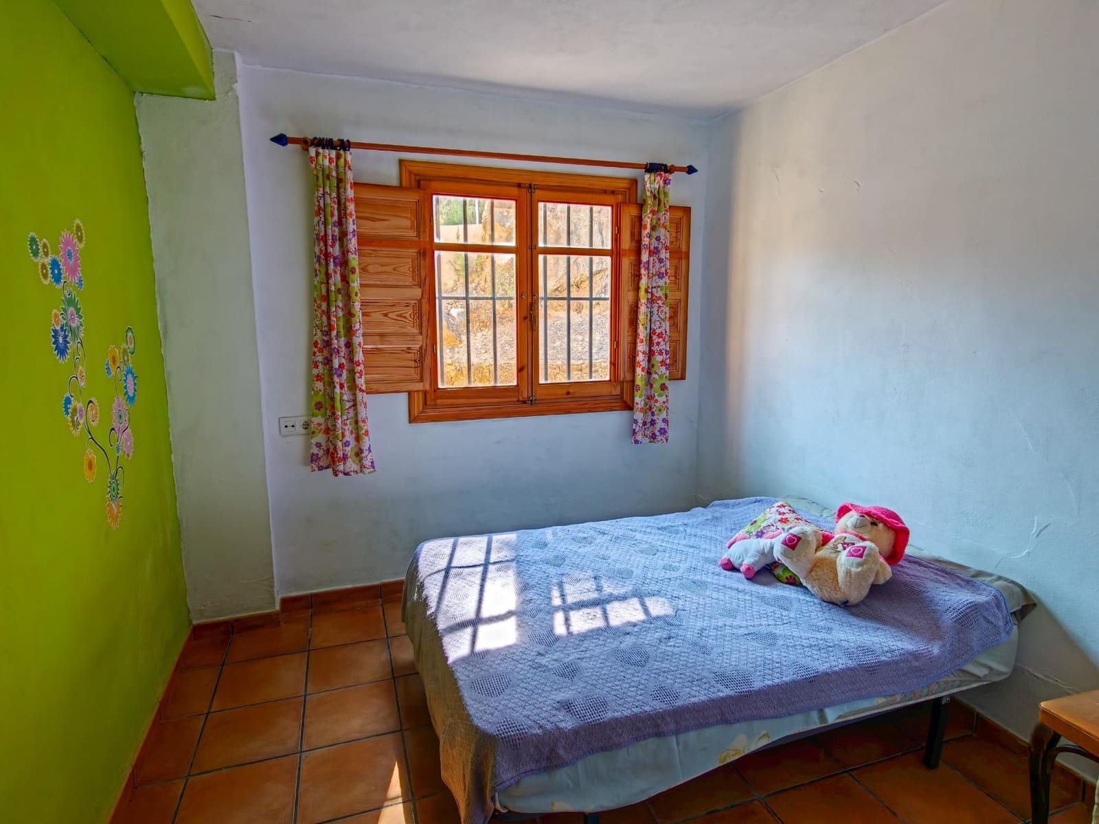 5 Zimmer Villa zu verkaufen in Yatova mit Pool - 180.000 € (Ref: 9939906)