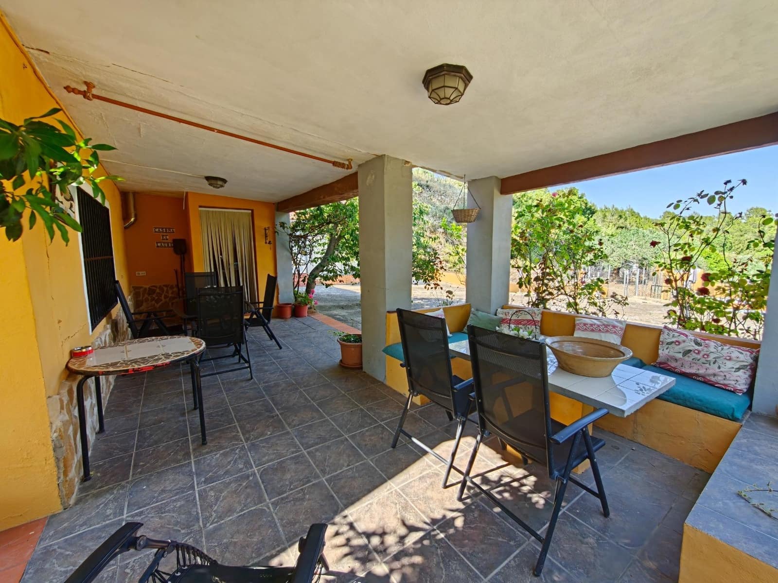 5 Zimmer Villa zu verkaufen in Yatova mit Pool - 180.000 € (Ref: 9939906)