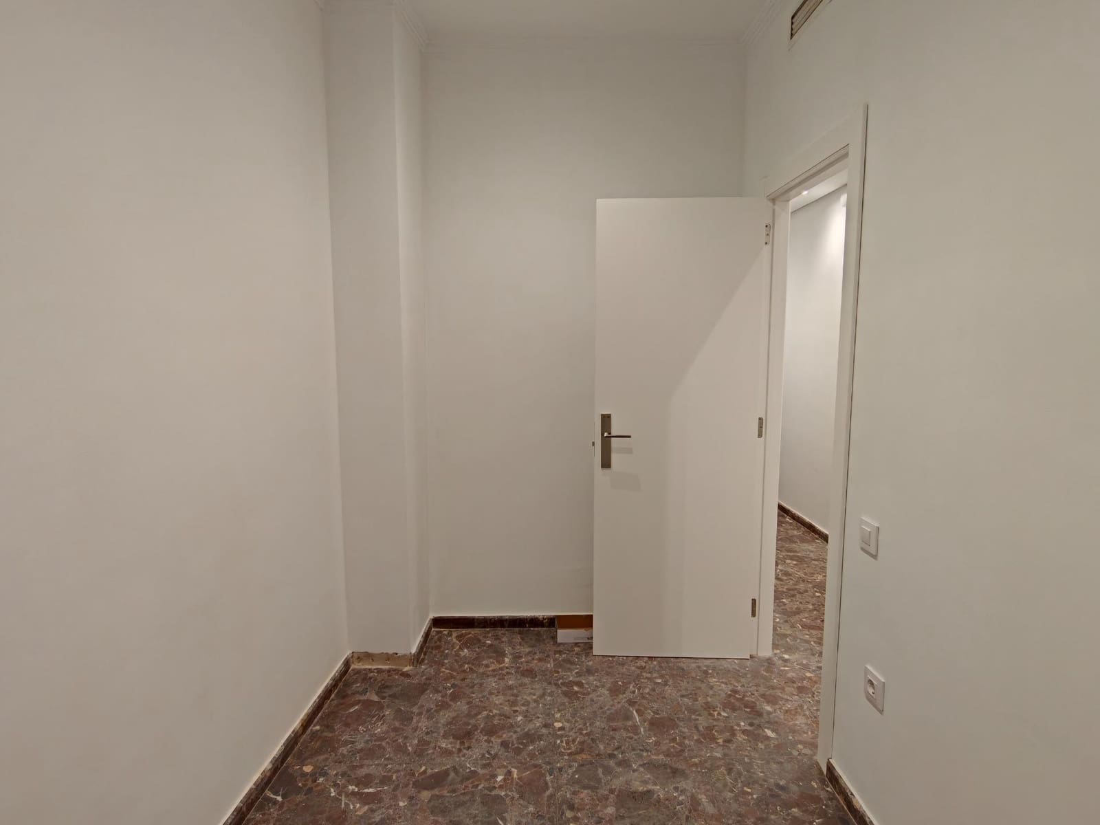 6 chambre Maison de Ville à vendre à Aldaia - 410 000 € (Ref: 9962611)