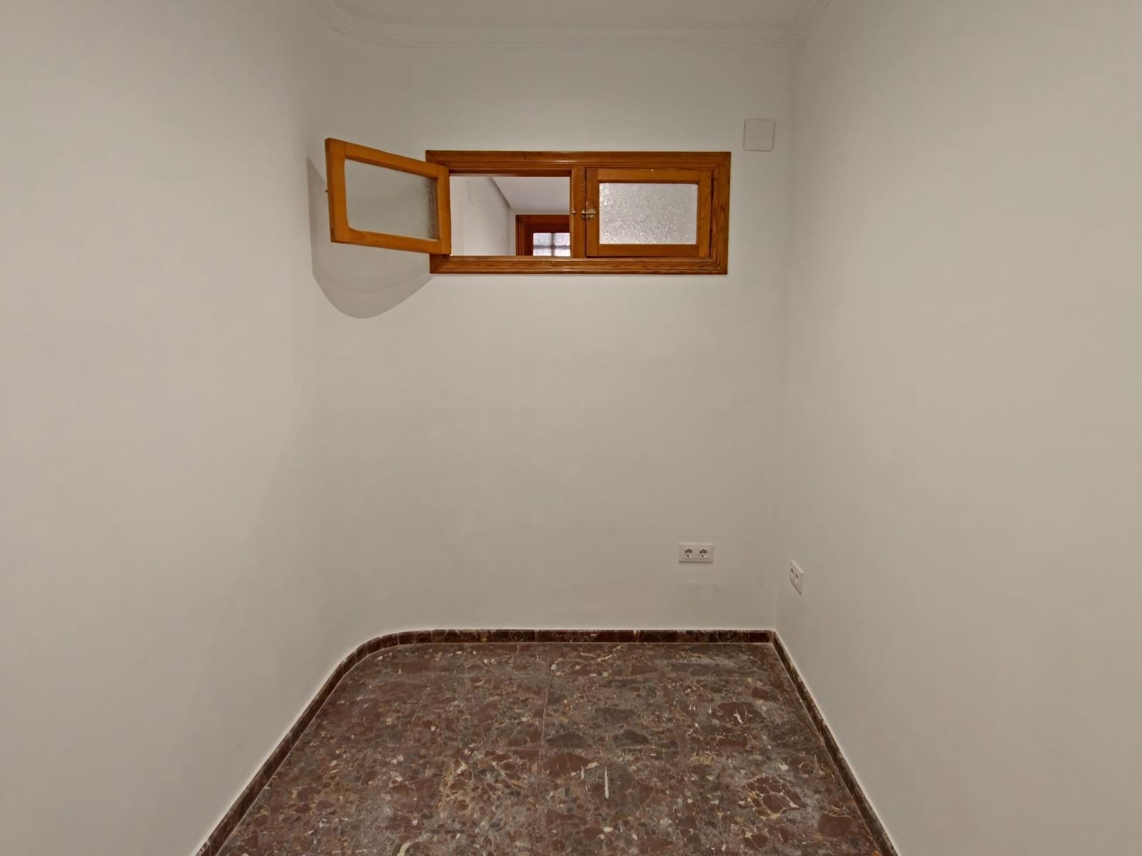 6 chambre Maison de Ville à vendre à Aldaia - 410 000 € (Ref: 9962611)