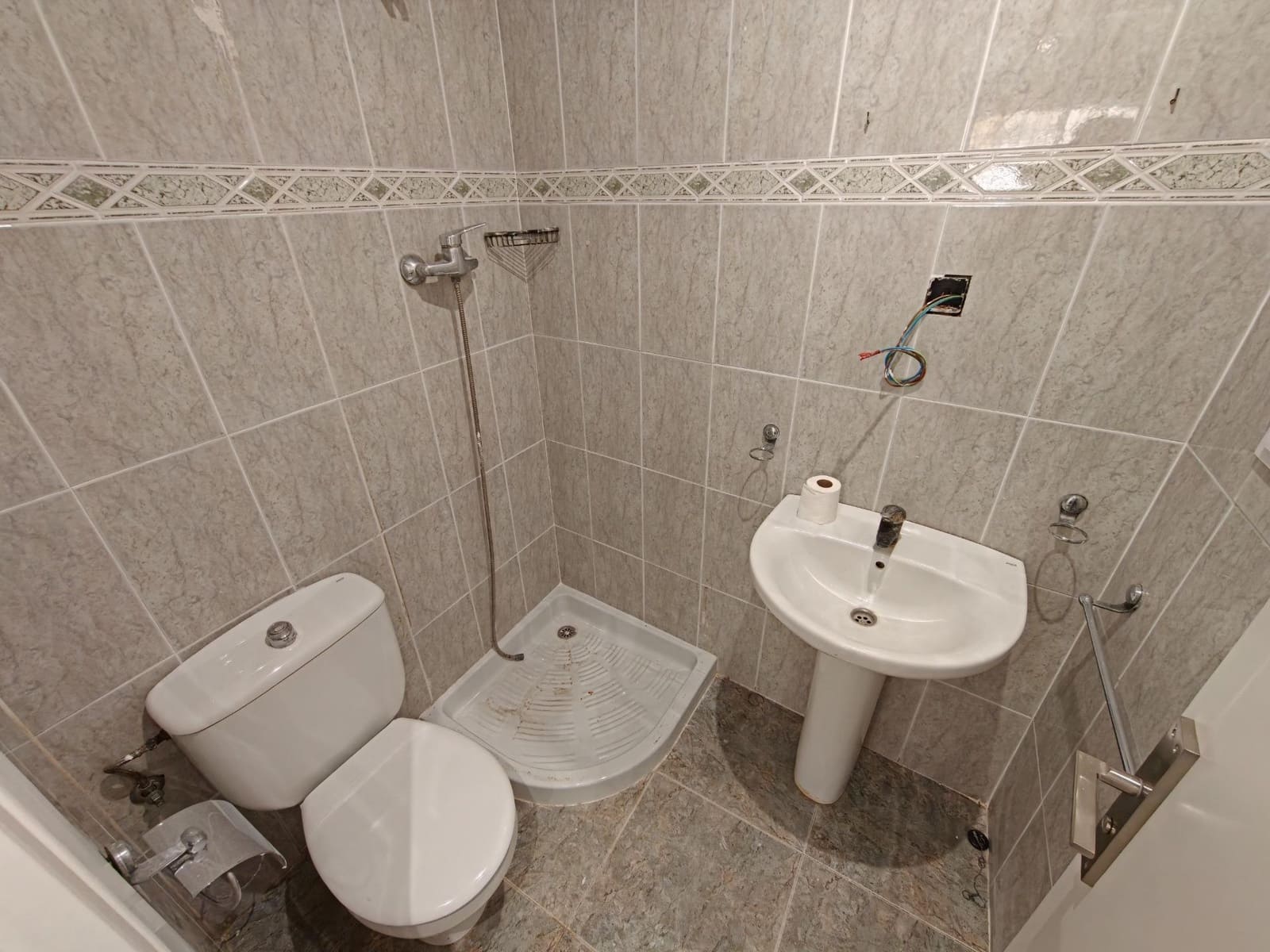 6 chambre Maison de Ville à vendre à Aldaia - 410 000 € (Ref: 9962611)
