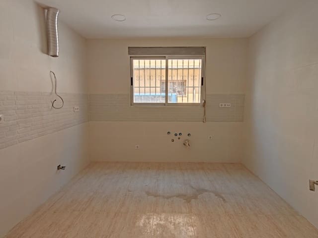 6 chambre Maison de Ville à vendre à Aldaia - 410 000 € (Ref: 9962611)
