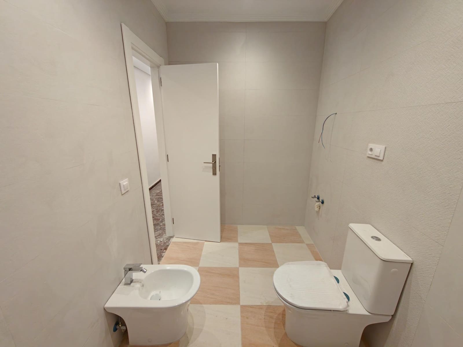 6 chambre Maison de Ville à vendre à Aldaia - 410 000 € (Ref: 9962611)