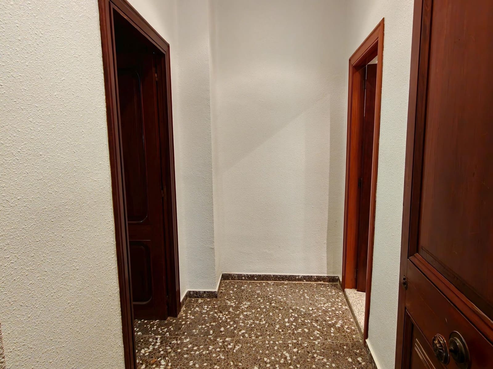 6 chambre Maison de Ville à vendre à Aldaia - 410 000 € (Ref: 9962611)