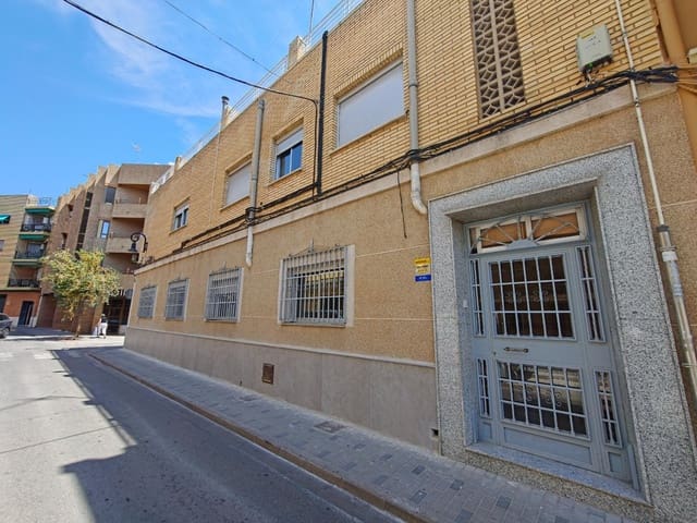 6 chambre Maison de Ville à vendre à Aldaia - 410 000 € (Ref: 9962611)
