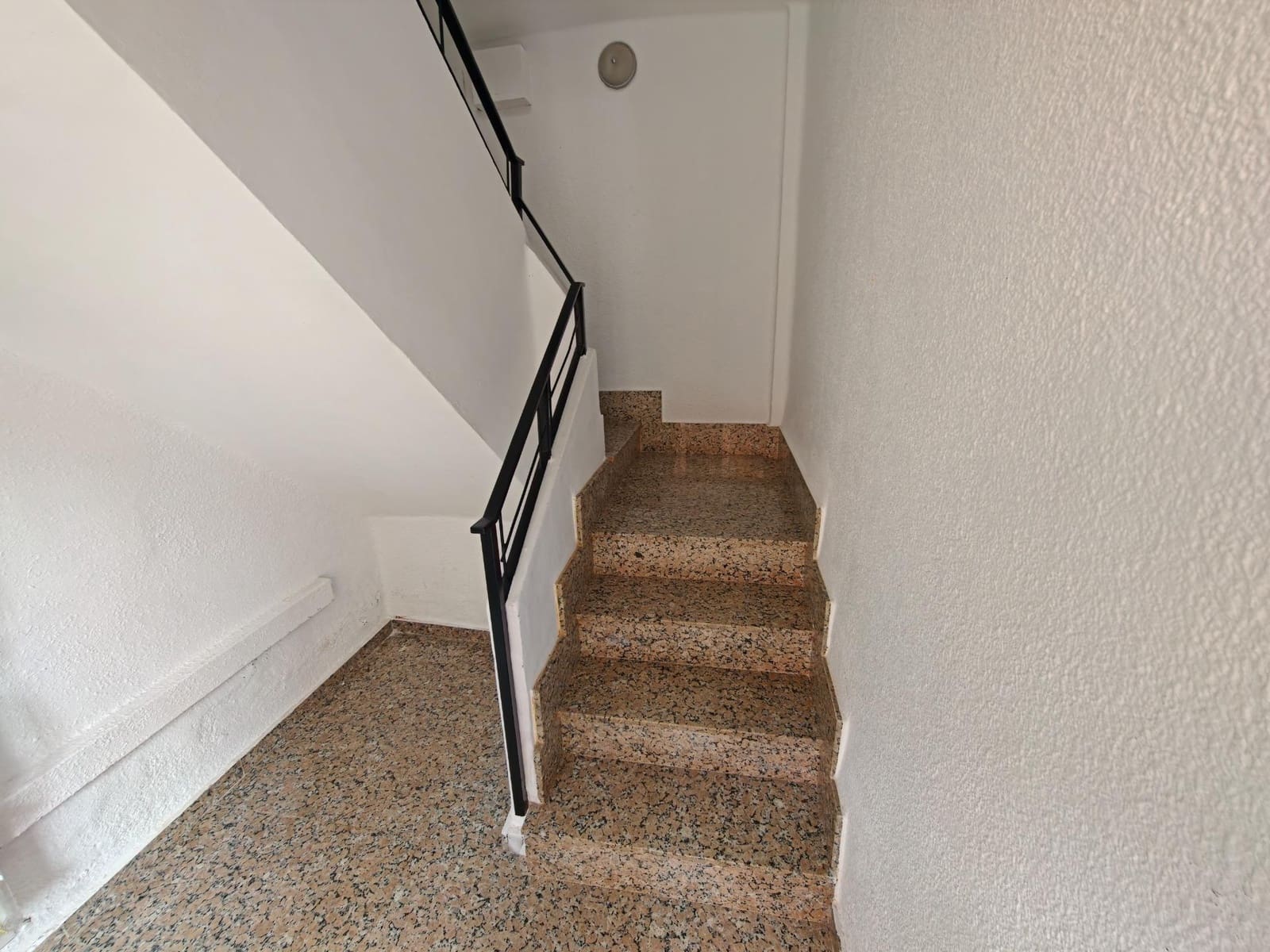 3 soverom Leilighet til salgs i Aldaia - € 160 000 (Ref: 9970558)