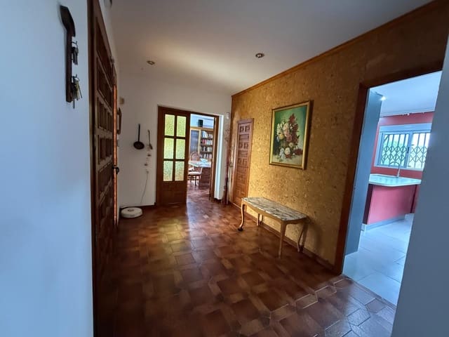 Chalet de 4 habitaciones en Turís en venta con piscina garaje - 450.000 € (Ref: 9979116)