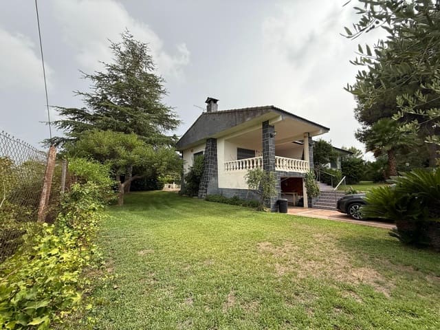 Chalet de 4 habitaciones en Turís en venta con piscina garaje - 450.000 € (Ref: 9979116)