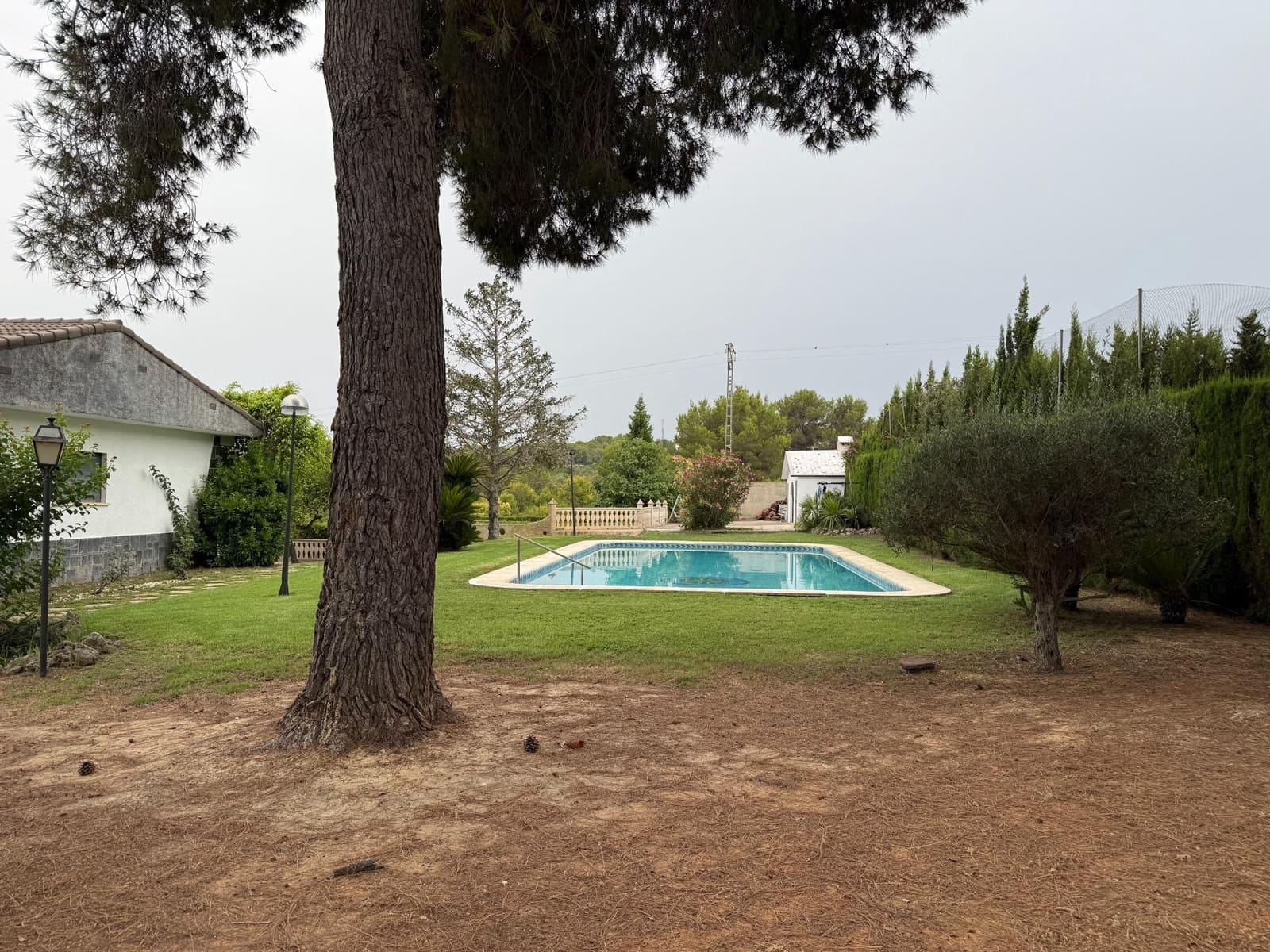 4 slaapkamer Villa te koop in Turis met zwembad garage - € 450.000 (Ref: 9979116)