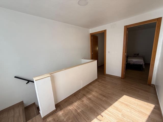 3 slaapkamer Huis te koop in Buñol - € 115.000 (Ref: 9979117)