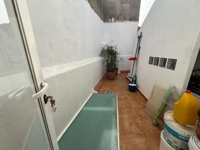 3 slaapkamer Huis te koop in Buñol - € 115.000 (Ref: 9979117)