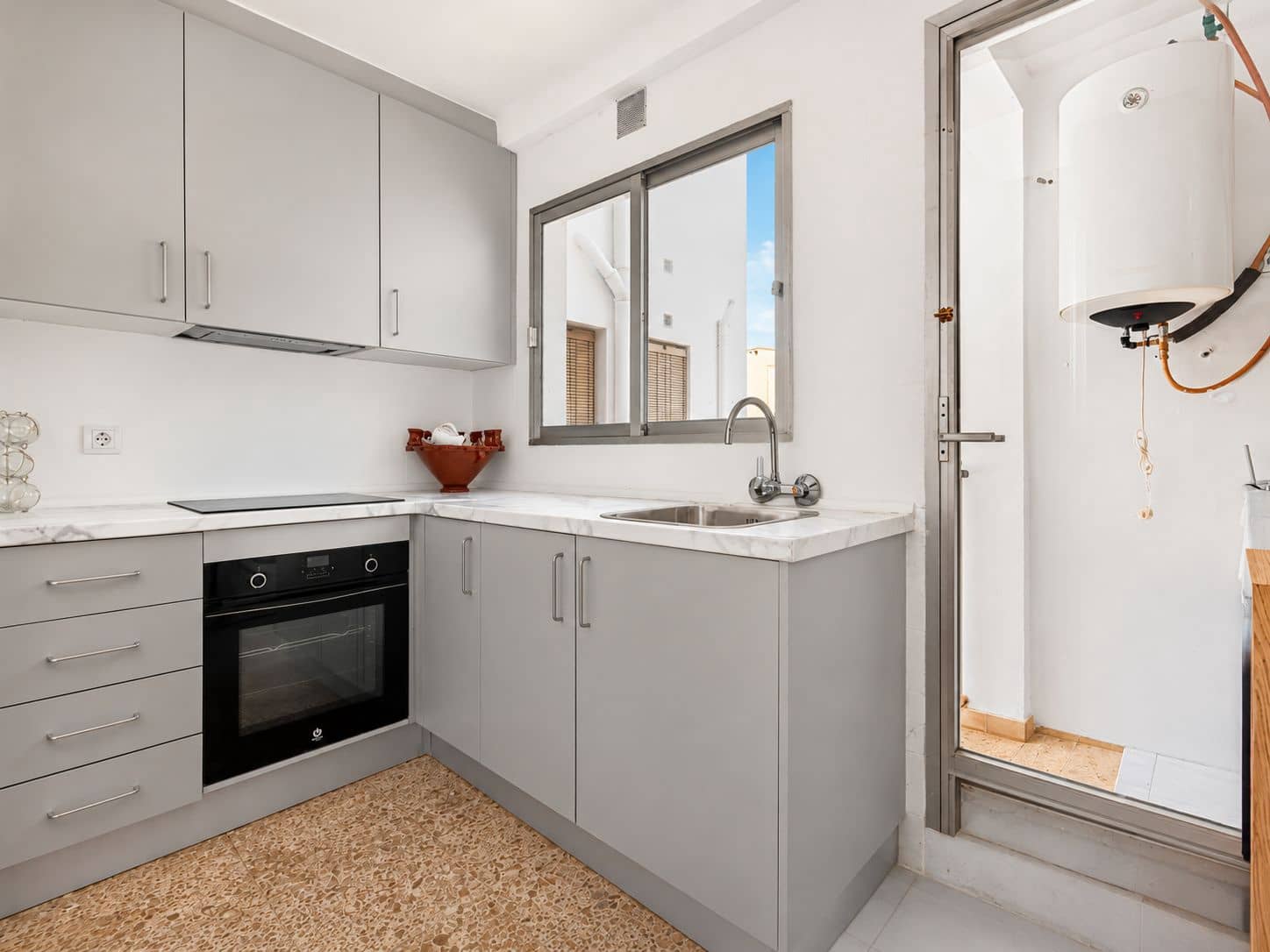 3 soveværelse Lejlighed til salg i Calpe / Calp - € 250.000 (Ref: 10014236)