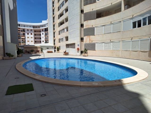 3 quarto Apartamento para venda em Pueblo, Calpe / Calp com piscina - 361 000 € (Ref: 10021185)