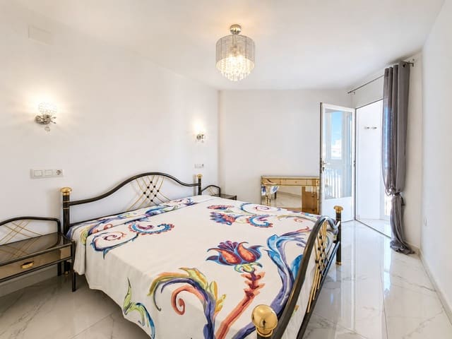 2 Zimmer Apartment zu verkaufen in Pueblo, Calpe / Calp - 310.000 € (Ref: 10029566)
