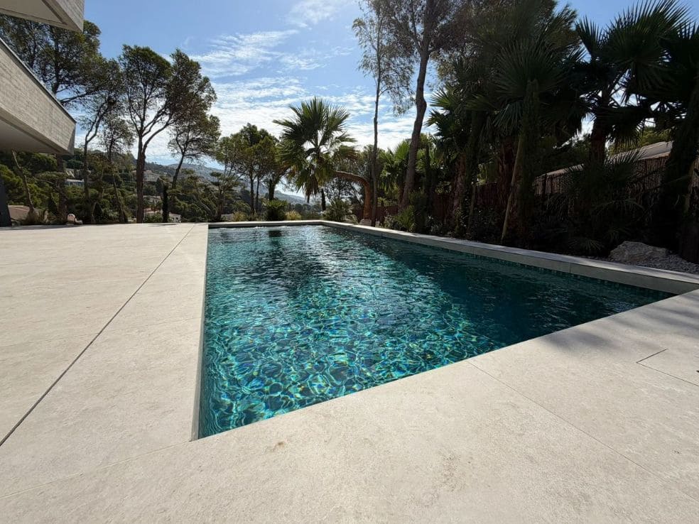 4 bedroom Villa for sale in Altea with pool garage - € 2,295,000 (Ref: 10031073)