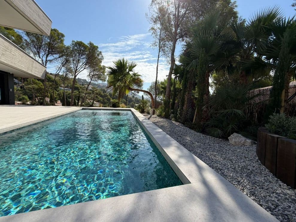 4 bedroom Villa for sale in Altea with pool garage - € 2,295,000 (Ref: 10031073)